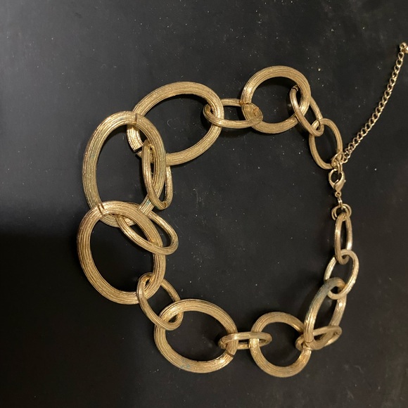 Meet your Posher, Stacie - Picture 3 of 16